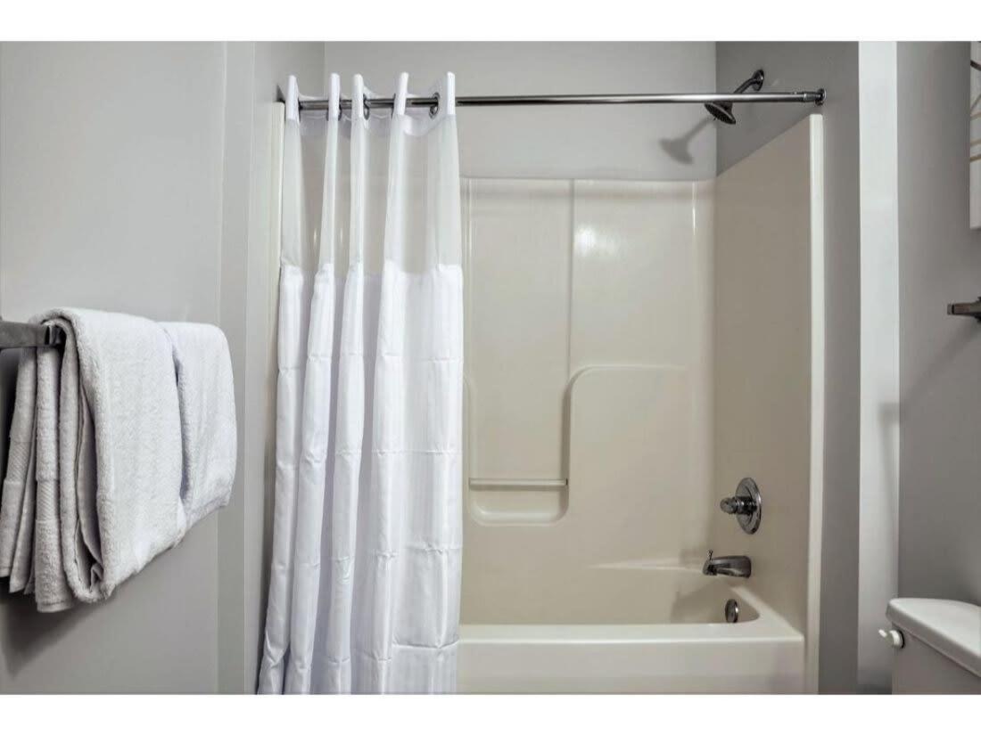 Bold 2Br 2Ba In The Block Apartment By Cozysuites! Indianapolis Kültér fotó